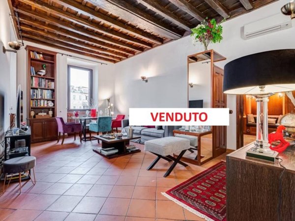 appartamento in vendita a Roma in zona Rione Monti/Campitelli