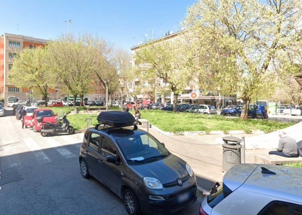 negozio in vendita a Roma in zona Trieste