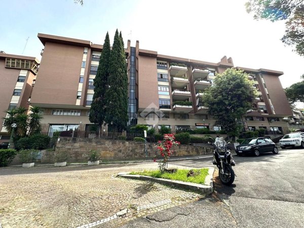 appartamento in vendita a Roma in zona Torrino