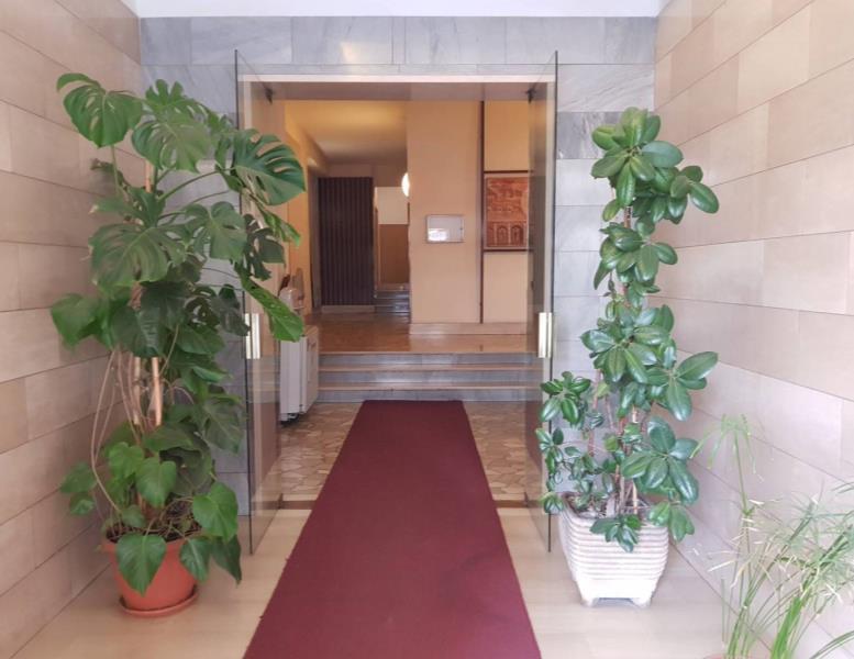 appartamento in vendita a Roma in zona Ardeatino