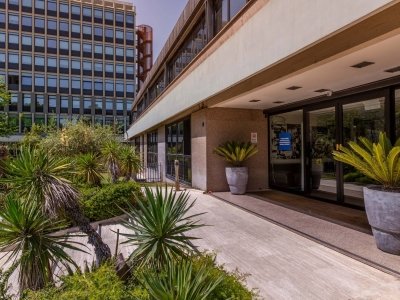 ufficio in vendita a Roma in zona Ardeatino