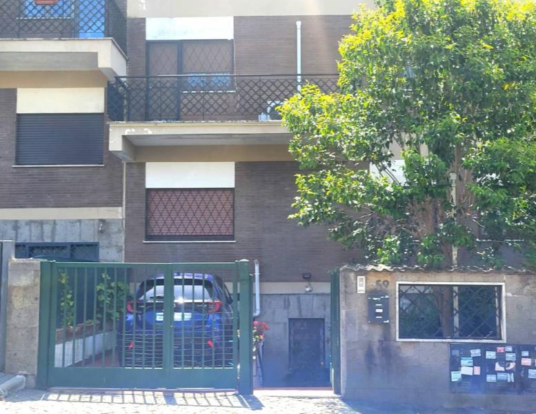 casa indipendente in vendita a Roma in zona Axa