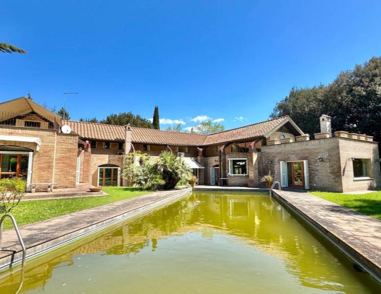 casa indipendente in vendita a Roma in zona Olgiata