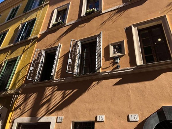appartamento in vendita a Roma in zona Trastevere