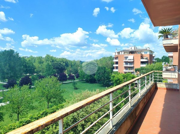 appartamento in vendita a Roma in zona Monte Sacro/Talenti