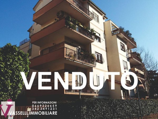 appartamento in vendita a Roma in zona Giuliano Dalmata