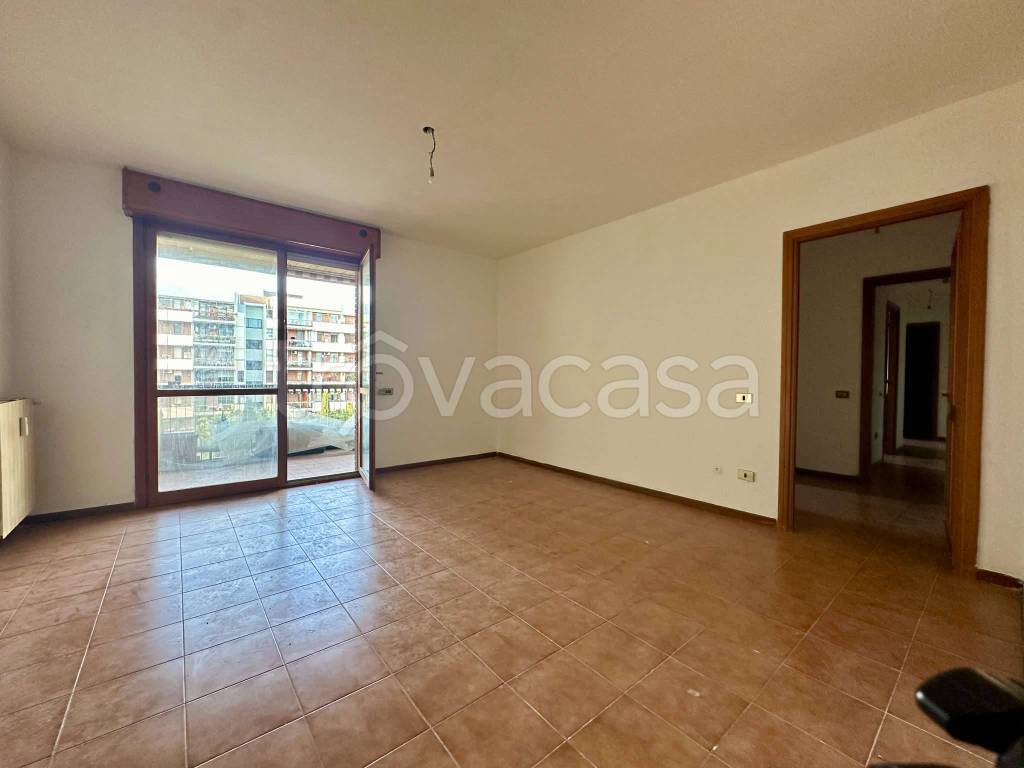 appartamento in vendita a Roma in zona Torrino