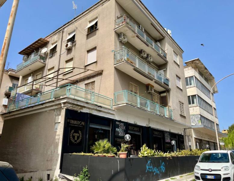 negozio in vendita a Roma