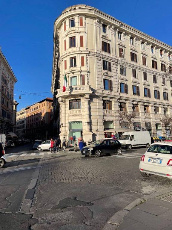 appartamento in vendita a Roma in zona Rione Prati