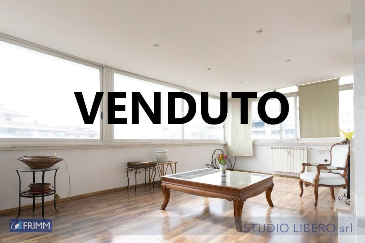 appartamento in vendita a Roma in zona Ostiense
