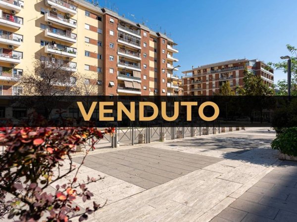 appartamento in vendita a Roma in zona Prenestino-Labicano