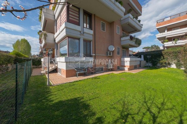 appartamento in vendita a Roma in zona Ottavia
