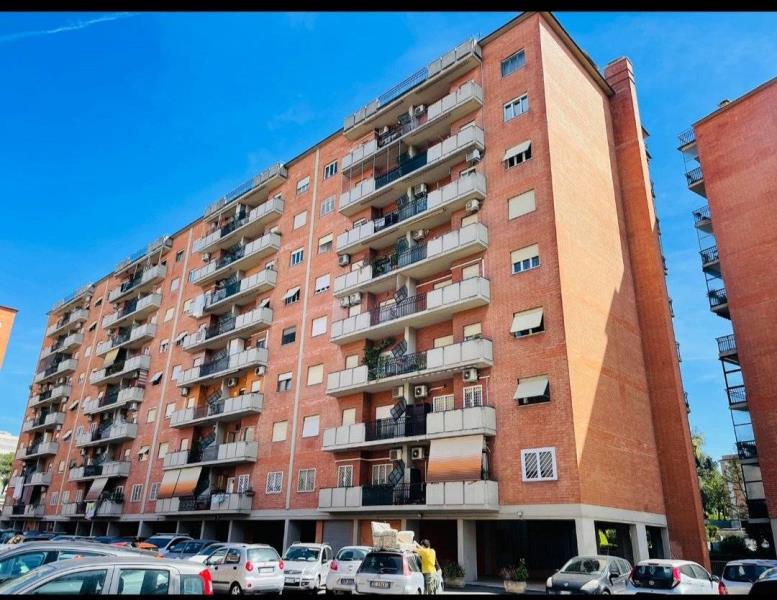 appartamento in vendita a Roma in zona Alessandrino