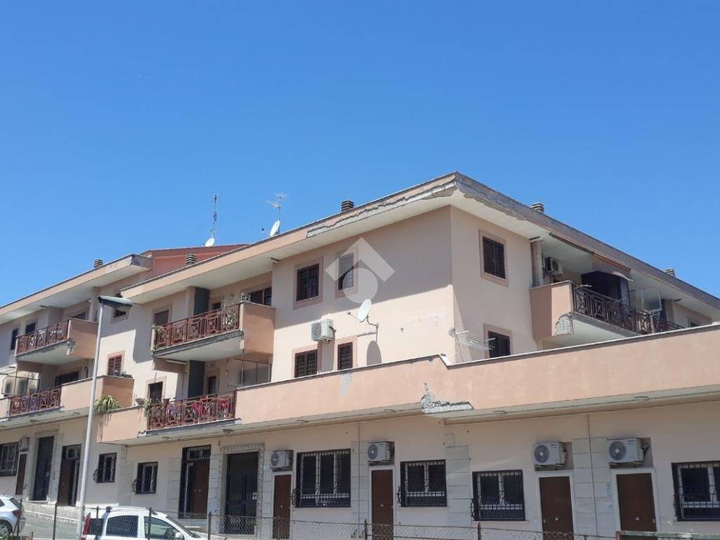 appartamento in vendita a Roma in zona Tor Vergata/Torrenova