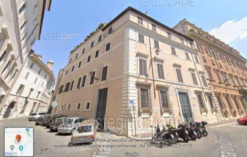 appartamento in vendita a Roma in zona Rione Monti/Campitelli