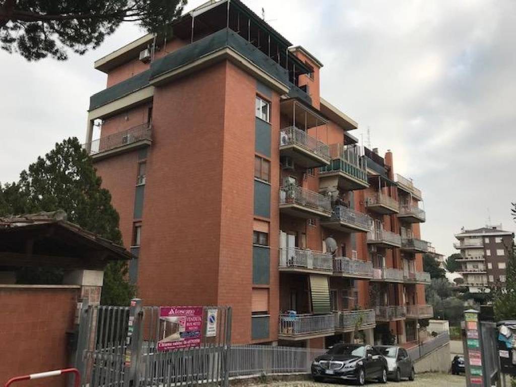 negozio in vendita a Roma