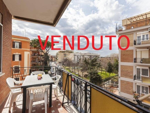 appartamento in vendita a Roma in zona Gianicolense