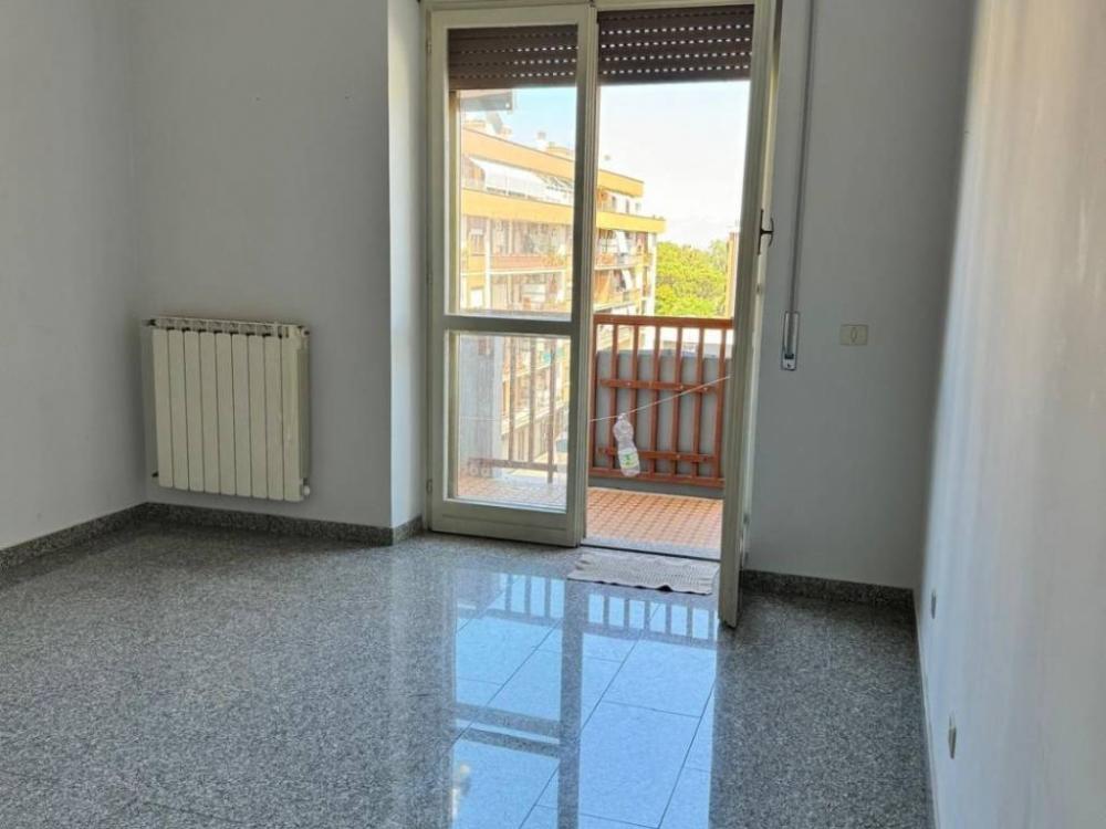 appartamento in vendita a Roma in zona Ostia