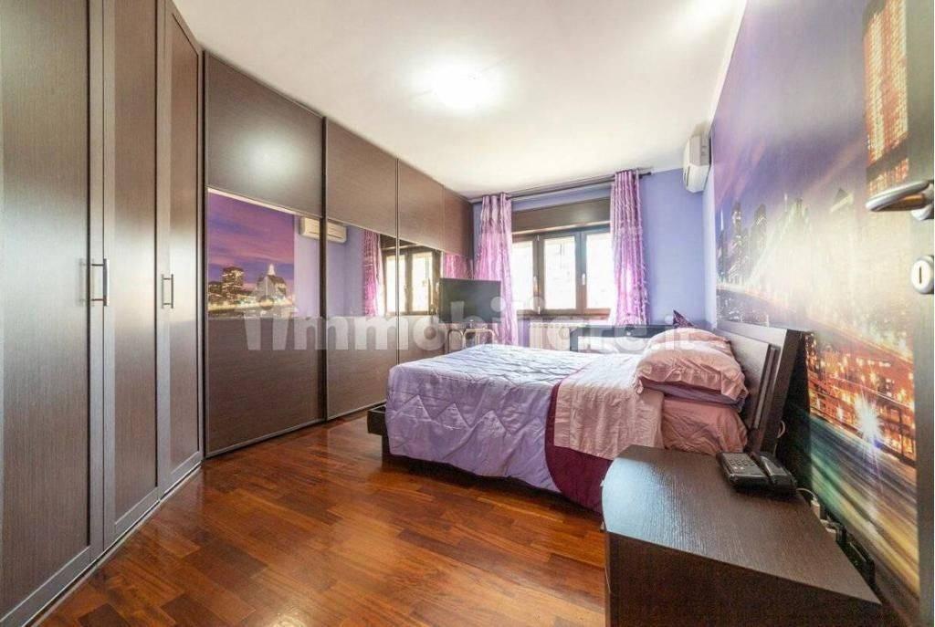 appartamento in vendita a Roma in zona Torre Angela