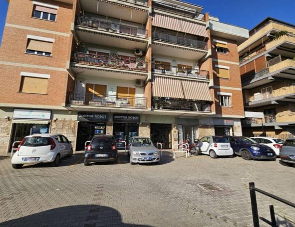 casa indipendente in vendita a Roma in zona Tor di Quinto