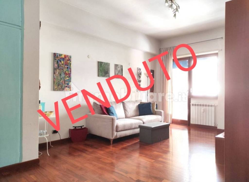 appartamento in vendita a Roma in zona Ardeatino