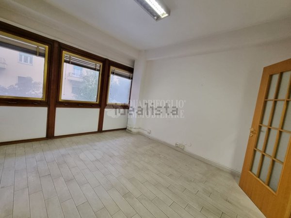 appartamento in vendita a Roma in zona Appio Latino