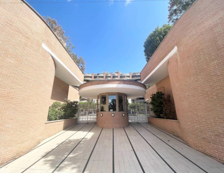 appartamento in vendita a Roma in zona Monte Sacro/Talenti