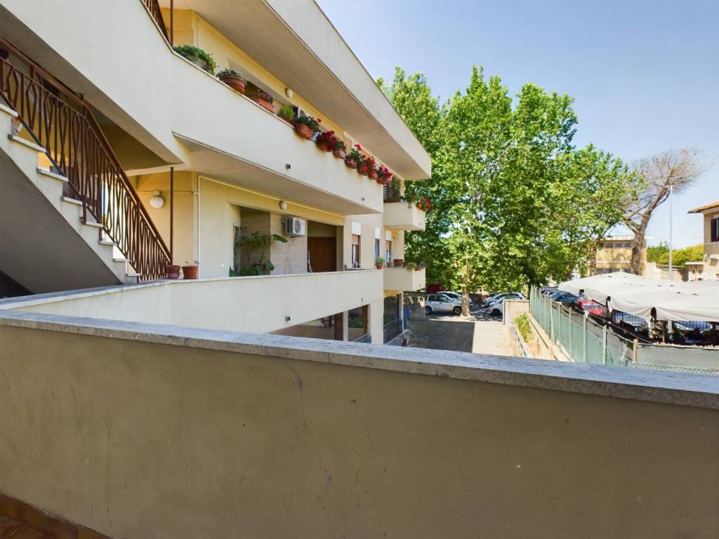appartamento in vendita a Roma in zona Ponte Galeria