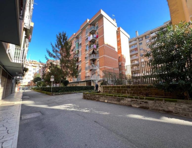 appartamento in vendita a Roma in zona Portuense