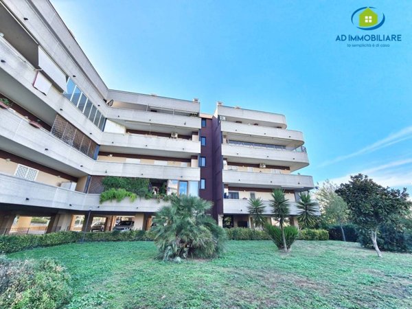 appartamento in vendita a Roma in zona Ponte di Nona