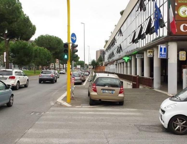 ufficio in vendita a Roma in zona Collatino