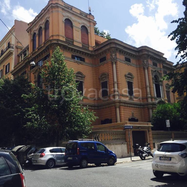 appartamento in vendita a Roma in zona Ludovisi/Sallustiano