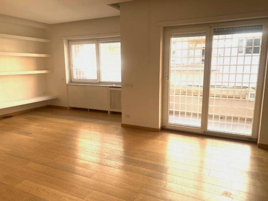 appartamento in vendita a Roma in zona Tor di Quinto