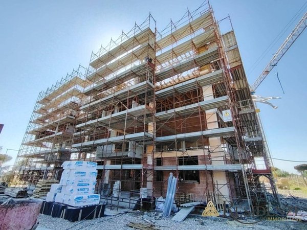 appartamento in vendita a Roma in zona Infernetto