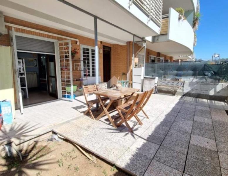 appartamento in vendita a Roma in zona Ponte di Nona