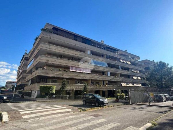 appartamento in vendita a Roma in zona Ponte di Nona