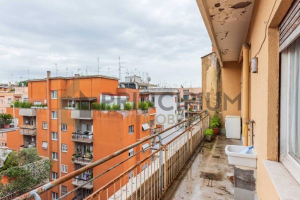 appartamento in vendita a Roma in zona Monte Sacro/Talenti