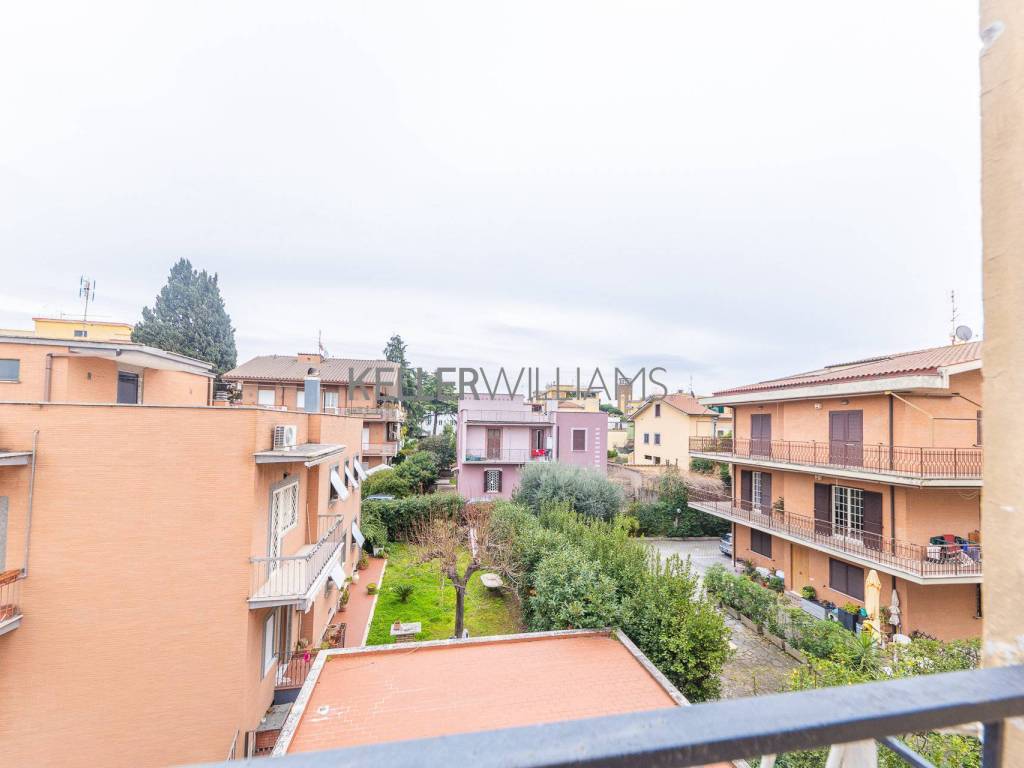 appartamento in vendita a Roma in zona Alessandrino
