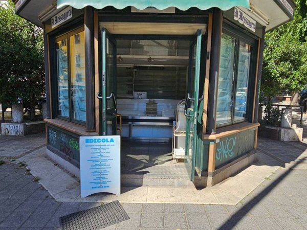 negozio in vendita a Roma in zona Gianicolense