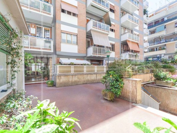 appartamento in vendita a Roma in zona Gianicolense