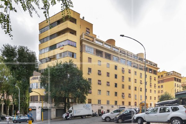 appartamento in vendita a Roma in zona Gianicolense