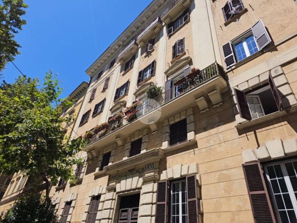 appartamento in vendita a Roma in zona Trastevere