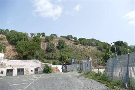 trivano in vendita a Roma in zona Testaccio