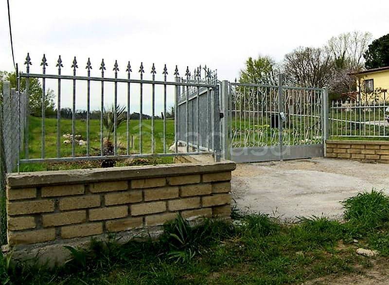 terreno agricolo in vendita a Roma in zona Casalotti