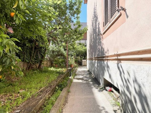 appartamento in vendita a Roma in zona Acilia