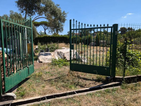 terreno agricolo in vendita a Roma