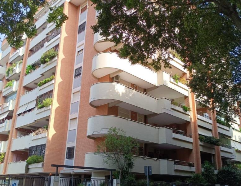 appartamento in vendita a Roma in zona Torrino