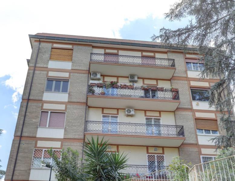 appartamento in vendita a Roma in zona Aurelio