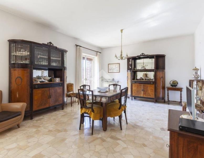 appartamento in vendita a Roma in zona Gianicolense
