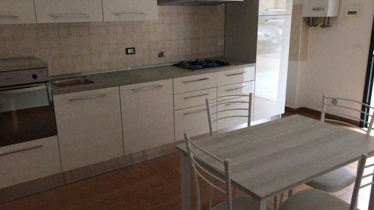 appartamento in vendita a Roma in zona Colle Prenestino